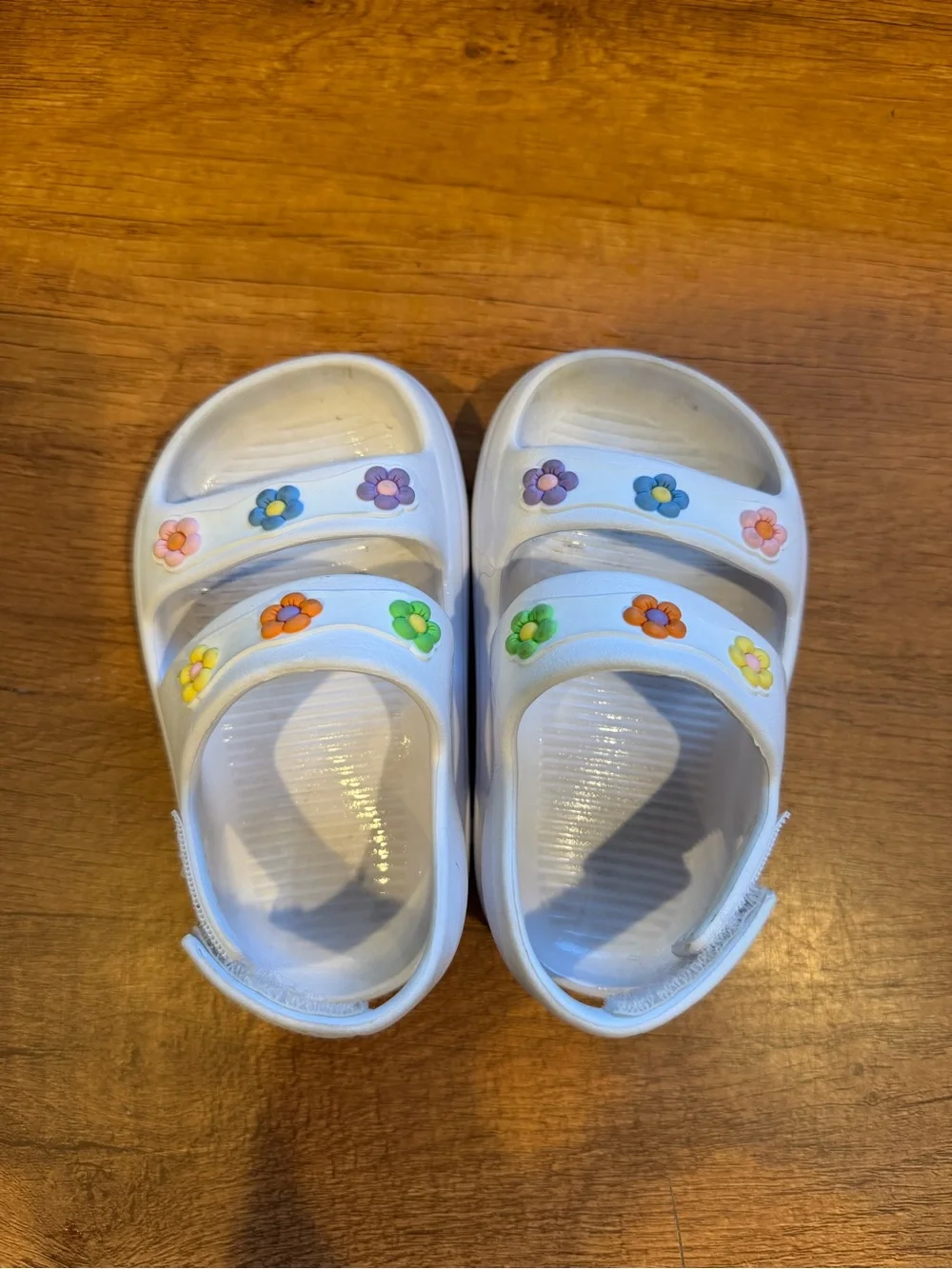 wonder nation White Kids Sandals with Multicolor Flower Accents